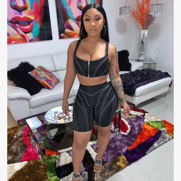 Shane Justin Other - Brand new Shane Justin set. 😍😍